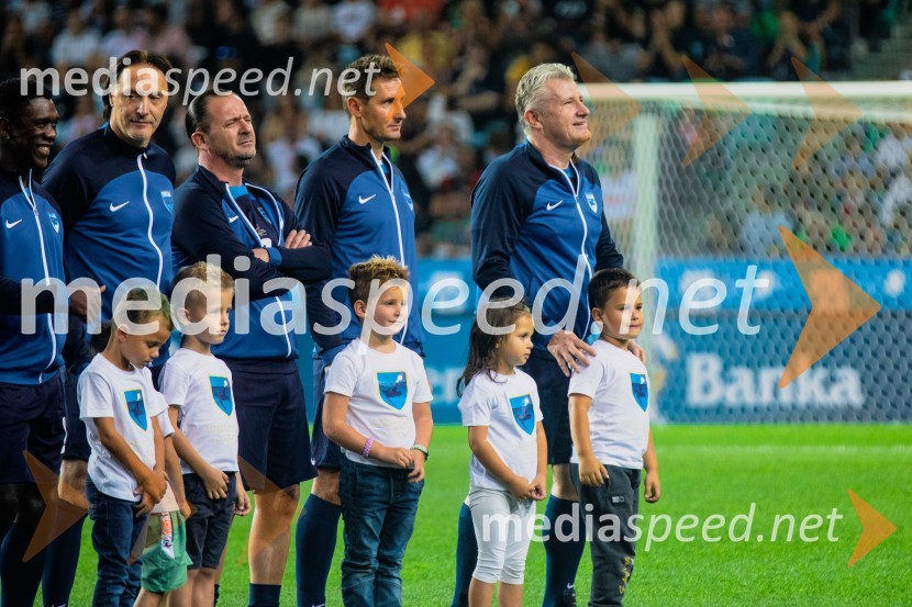 Dobrodelna tekma: Svetovne zvezde nogometa za žrtve poplav