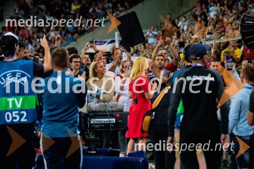 Dobrodelna tekma: Svetovne zvezde nogometa za žrtve poplav