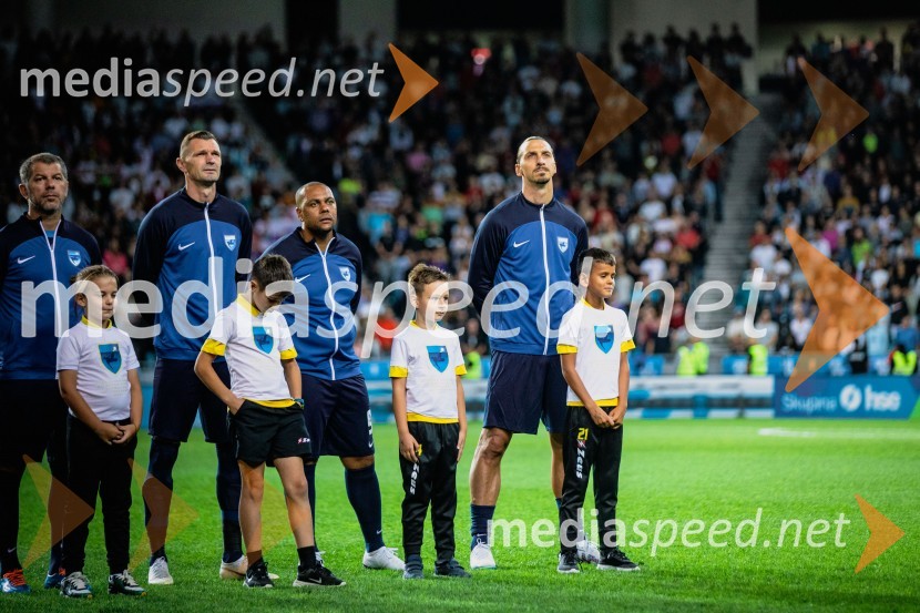 Dobrodelna tekma: Svetovne zvezde nogometa za žrtve poplav