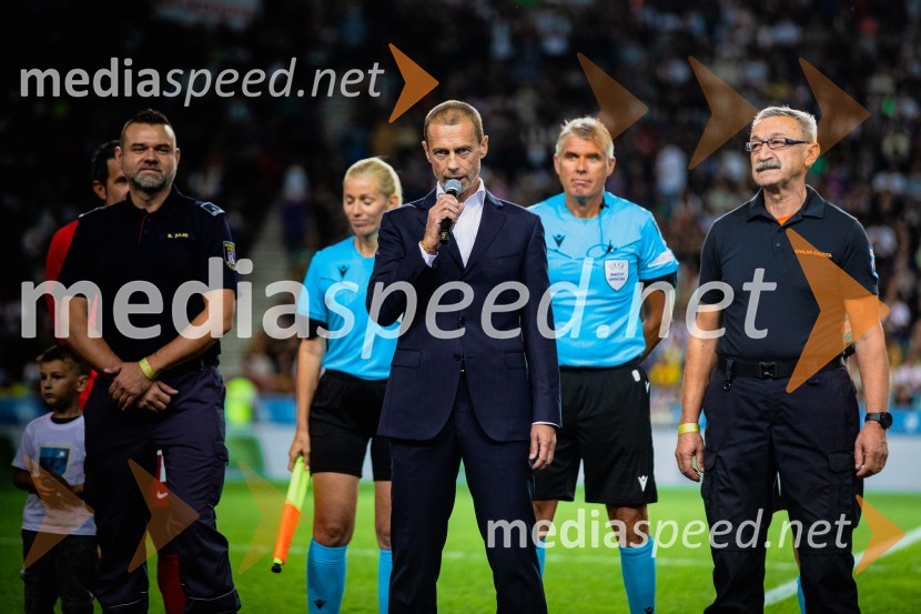 Dobrodelna tekma: Svetovne zvezde nogometa za žrtve poplav