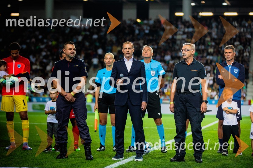 Dobrodelna tekma: Svetovne zvezde nogometa za žrtve poplav