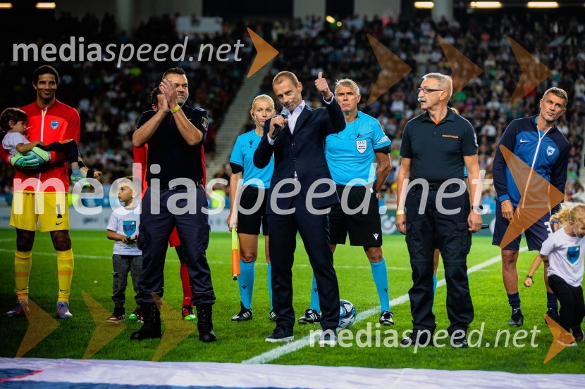 Dobrodelna tekma: Svetovne zvezde nogometa za žrtve poplav