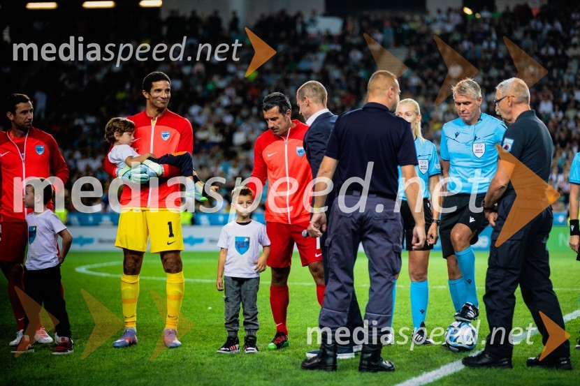 Dobrodelna tekma: Svetovne zvezde nogometa za žrtve poplav