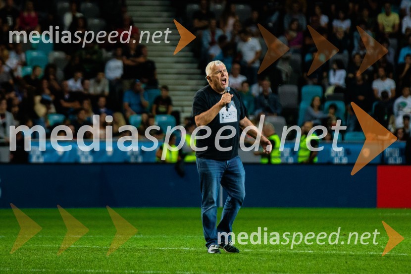 Dobrodelna tekma: Svetovne zvezde nogometa za žrtve poplav