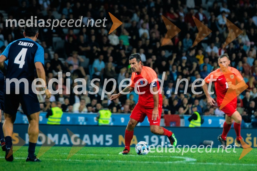 Dobrodelna tekma: Svetovne zvezde nogometa za žrtve poplav