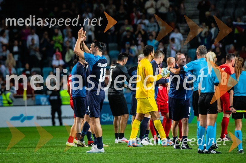 Dobrodelna tekma: Svetovne zvezde nogometa za žrtve poplav