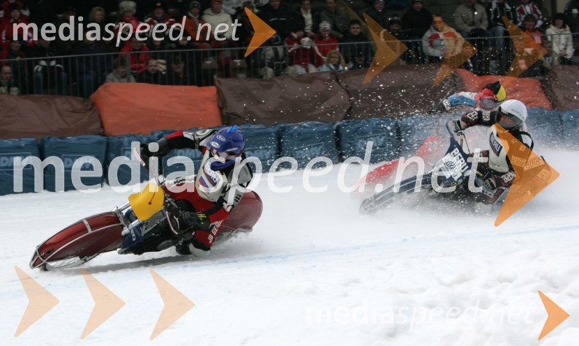 Maksim Zakharov (Rusija) in Per Olov Serenius (Švedska)SPEEDWAY NA LEDU, polfinale svetovnega prvenstva posameznikov, 2. dirka
