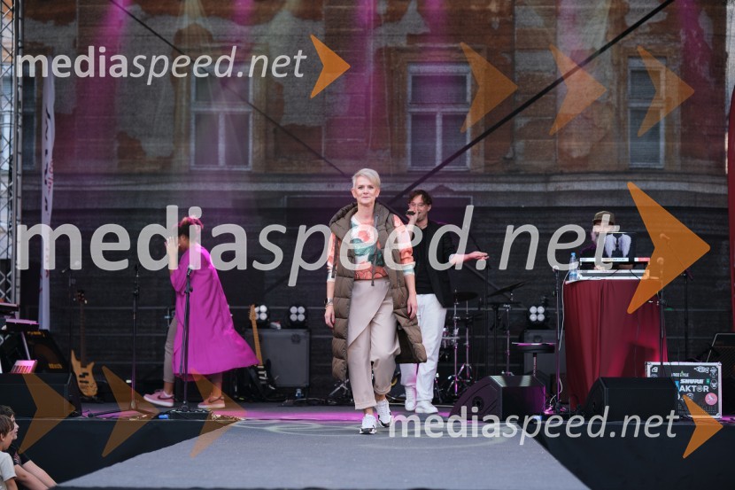 Dan kranjske klobase in piva 2023, petek