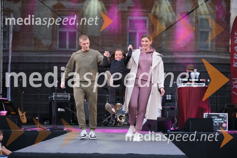 Dan kranjske klobase in piva 2023, petek