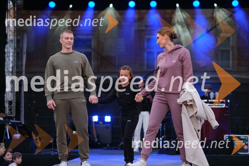 Dan kranjske klobase in piva 2023, petek