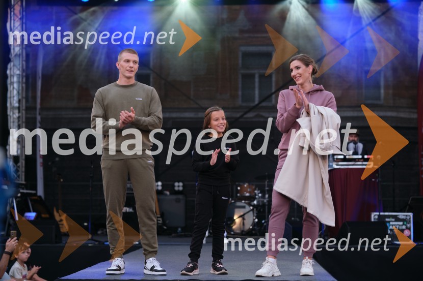 Dan kranjske klobase in piva 2023, petek