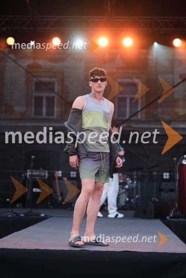 Dan kranjske klobase in piva 2023, petek