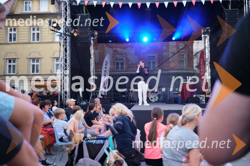 Dan kranjske klobase in piva 2023, petek