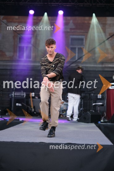 Dan kranjske klobase in piva 2023, petek