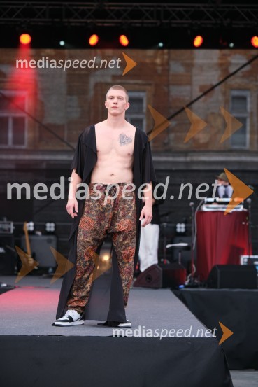 Dan kranjske klobase in piva 2023, petek