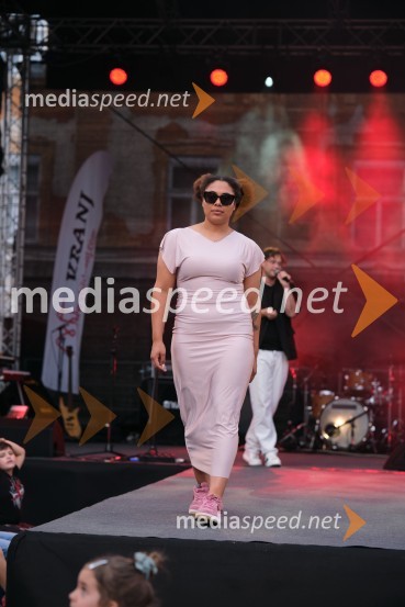 Dan kranjske klobase in piva 2023, petek