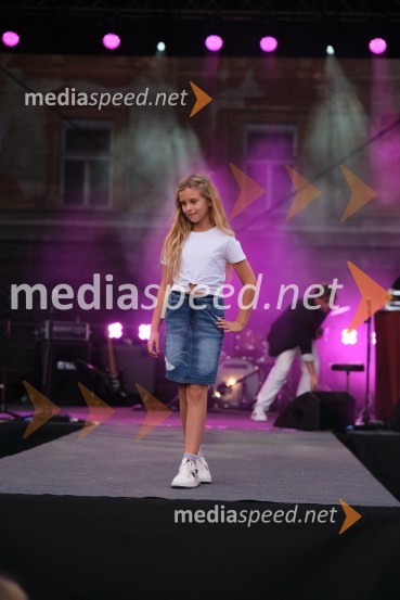 Dan kranjske klobase in piva 2023, petek