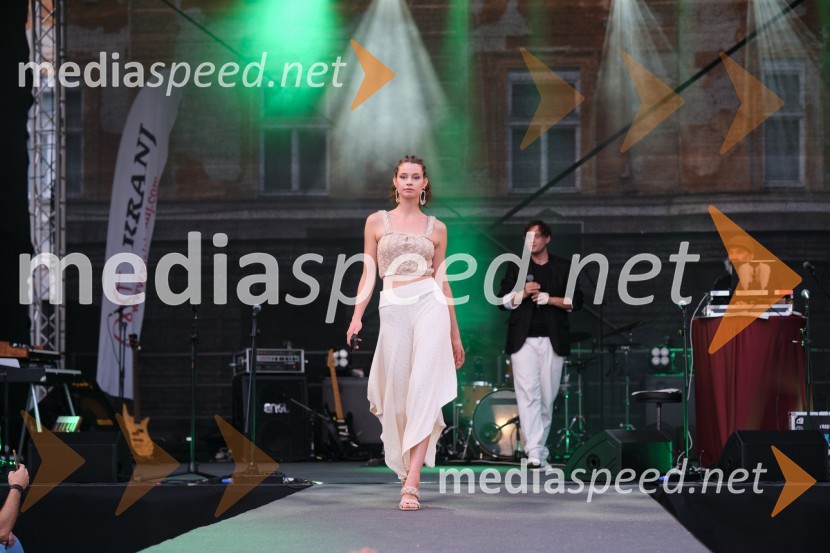 Dan kranjske klobase in piva 2023, petek