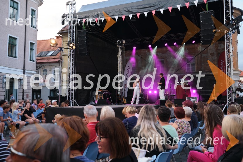 Dan kranjske klobase in piva 2023, petek