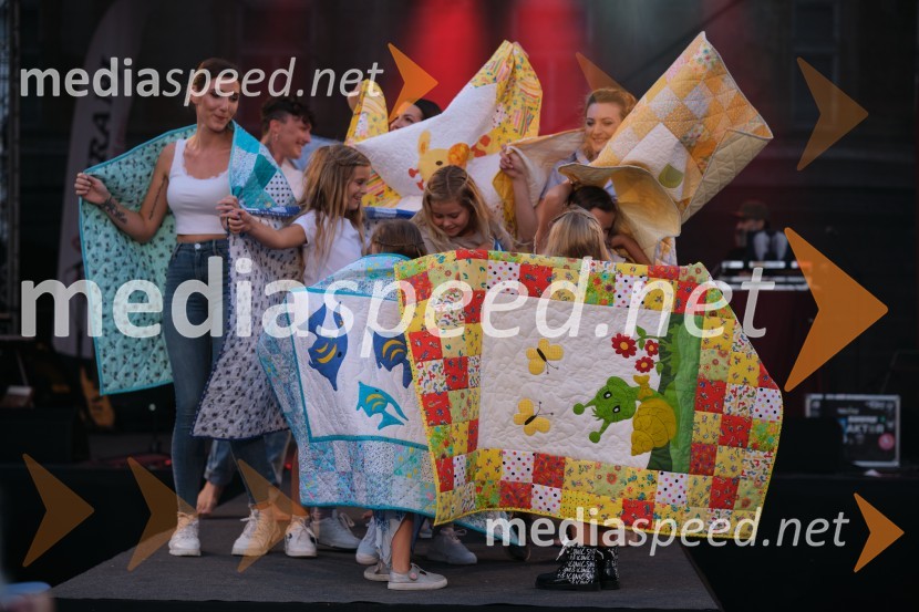 Dan kranjske klobase in piva 2023, petek