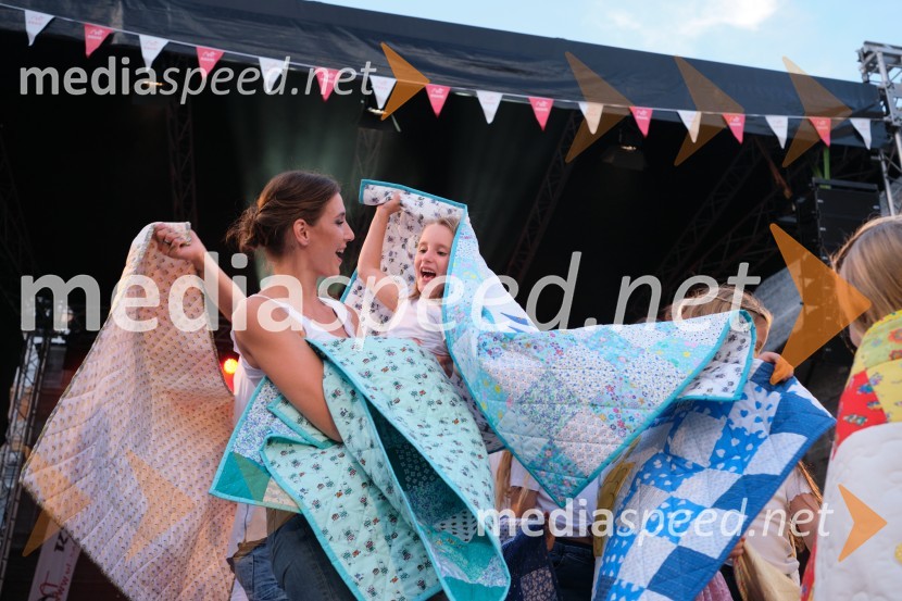 Dan kranjske klobase in piva 2023, petek