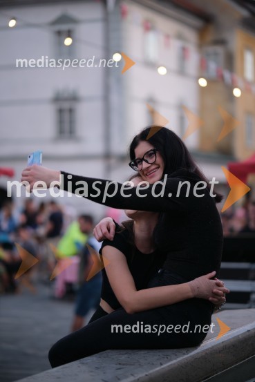 Dan kranjske klobase in piva 2023, petek