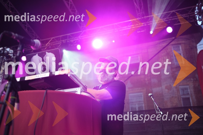 Dan kranjske klobase in piva 2023, petek