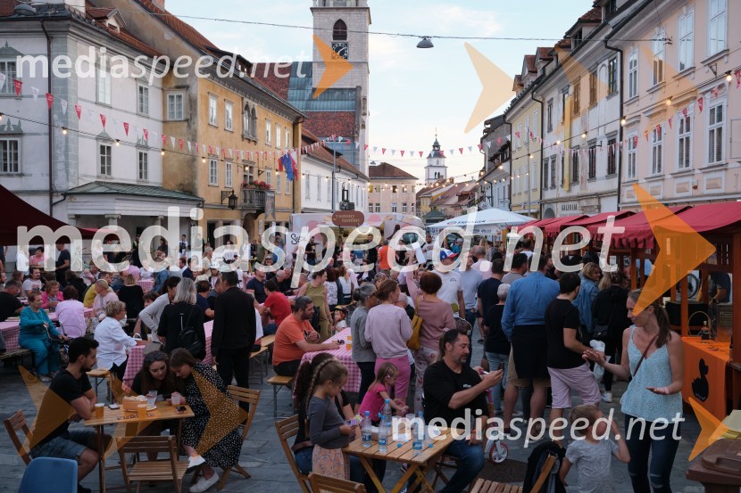 Dan kranjske klobase in piva 2023, petek