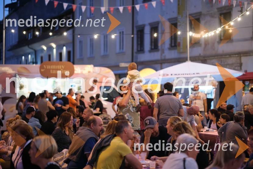 Dan kranjske klobase in piva 2023, petek