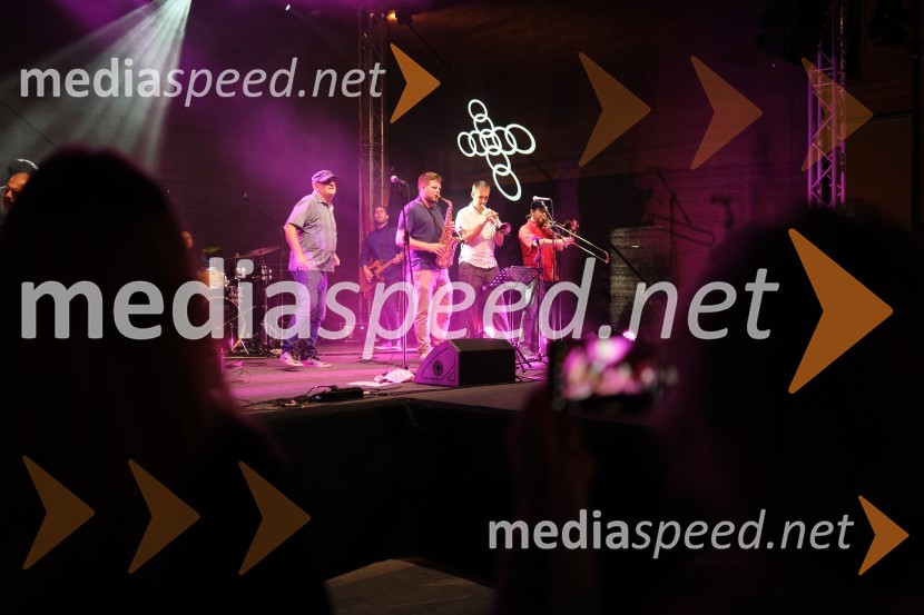 Dan kranjske klobase in piva 2023, petek