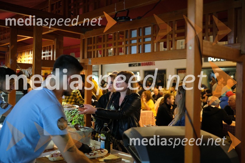 Dan kranjske klobase in piva 2023, petek