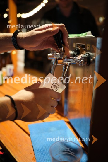 Dan kranjske klobase in piva 2023, petek