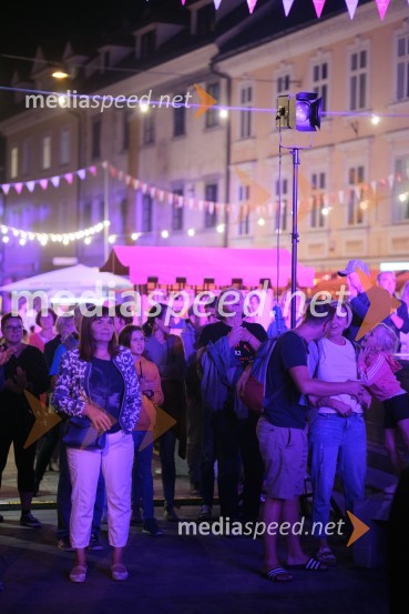 Dan kranjske klobase in piva 2023, petek