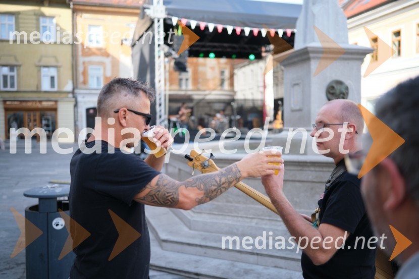 Dan kranjske klobase in piva 2023, petek