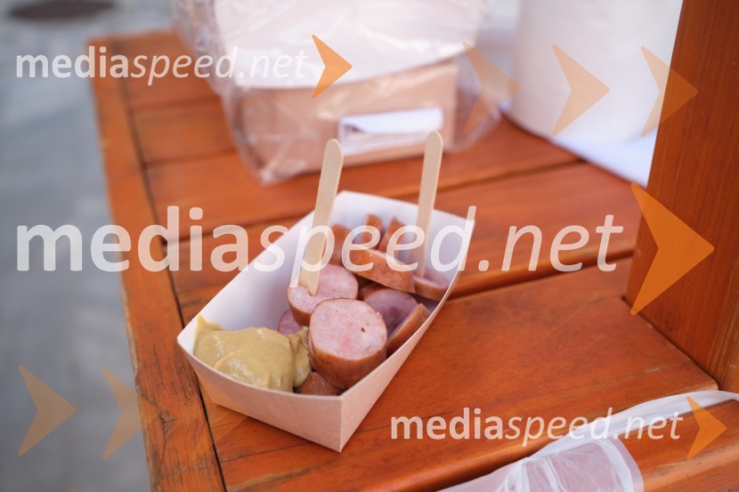 Dan kranjske klobase in piva 2023, petek