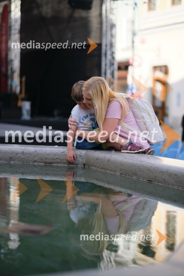 Dan kranjske klobase in piva 2023, petek