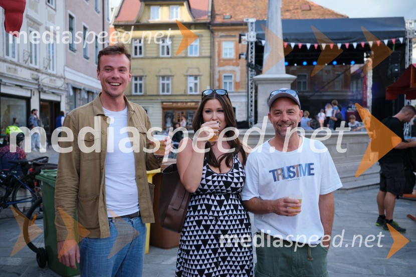 Dan kranjske klobase in piva 2023, petek