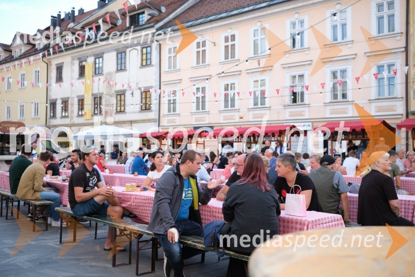 Dan kranjske klobase in piva 2023, petek