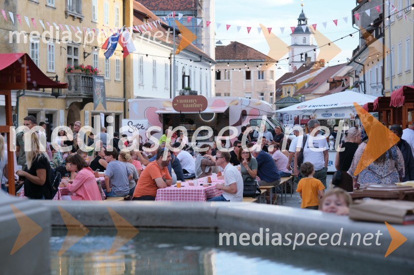 Dan kranjske klobase in piva 2023, petek