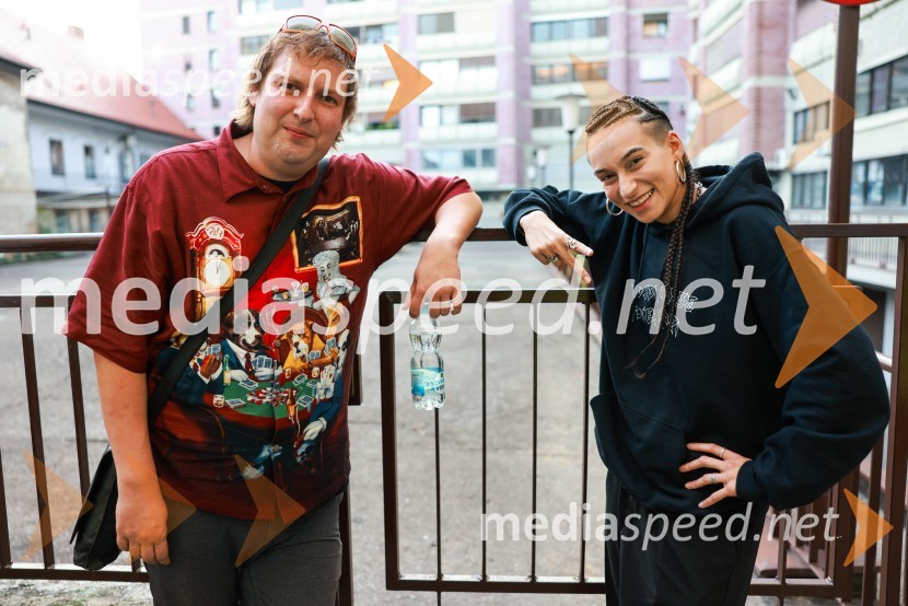  Gregor Stermecki, urednik, Radio Maribor;  Mia Puhar Rodin - Masayah, pevkaFrišno/Fresh, dan nove slovenske glasbe 2023