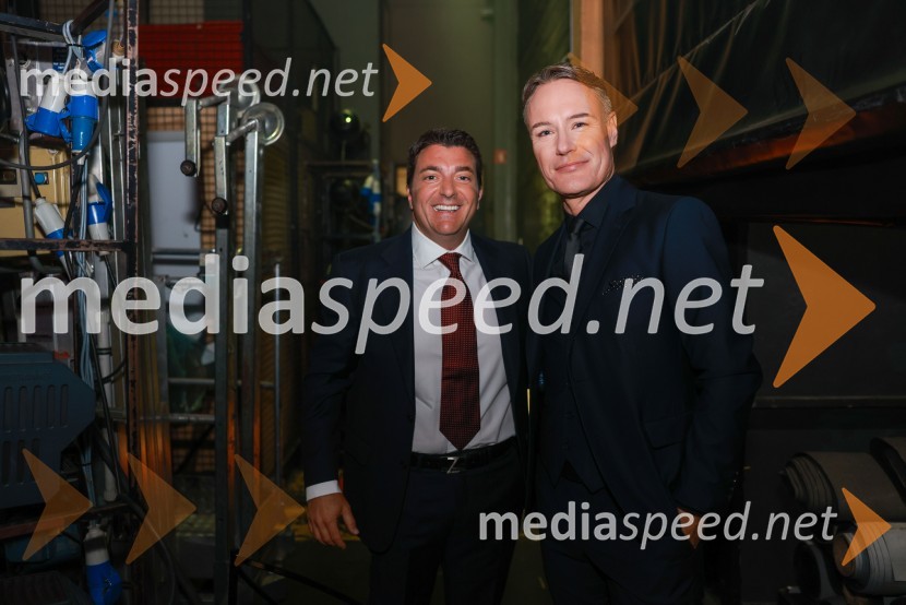  Urban Laurenčič, športni novinar, voditelj ;  Saša Krajnc, TV Voditelj, RTVFrišno/Fresh, dan nove slovenske glasbe 2023