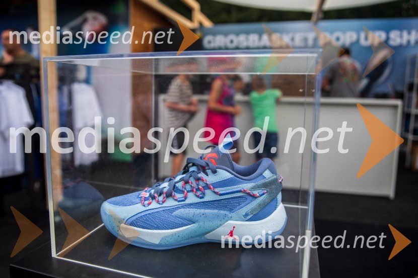 Košarkarski spektakel na gladini Blejskega jezera