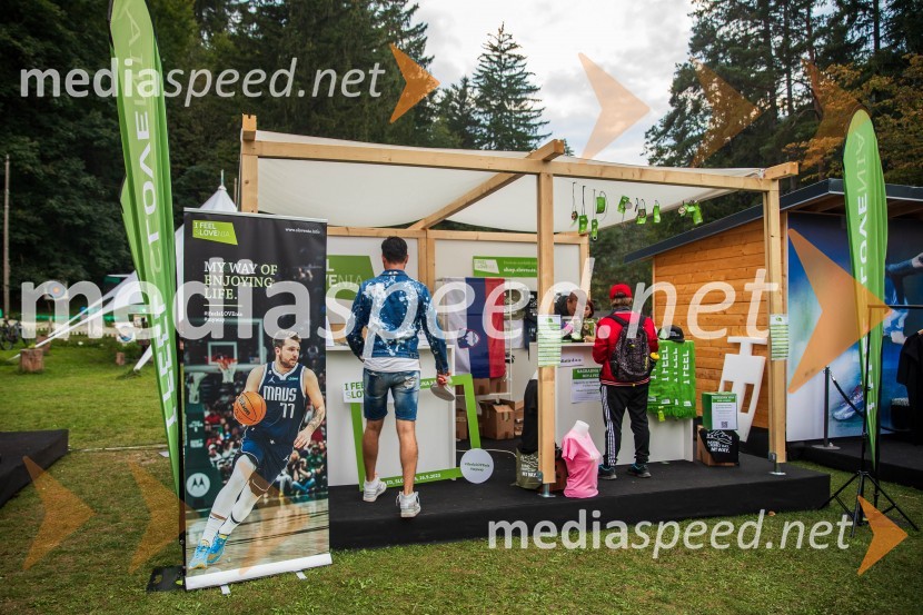 Košarkarski spektakel na gladini Blejskega jezera