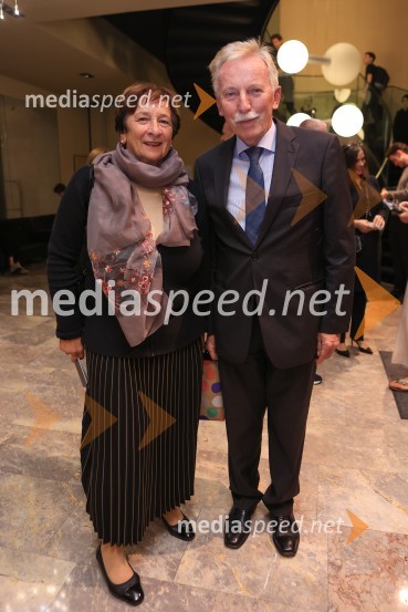 Plešasta pevka, premiera komedije absurda v MGL