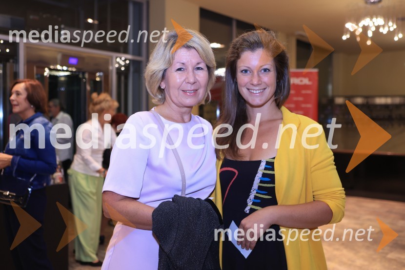 Plešasta pevka, premiera komedije absurda v MGL