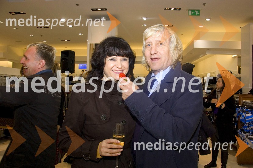 Janez, tekmovalec prve sezone resničnostnega šova Big Brother z ženo Ljubov   
 
Etam, modna revija v Emporiumu