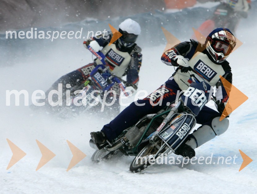 Nikolay Krasnikov (Rusija) in Robert Eibl (Nemčija)SPEEDWAY NA LEDU, polfinale svetovnega prvenstva posameznikov, 2. dirka