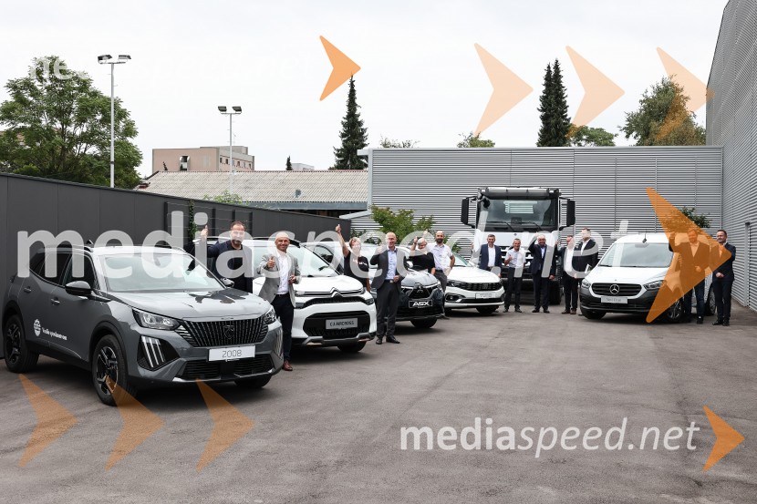 Emil Frey občinam prizadetim v poplavah na pomoč z donacijo vozil