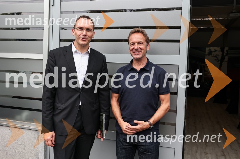 Emil Frey občinam prizadetim v poplavah na pomoč z donacijo vozil