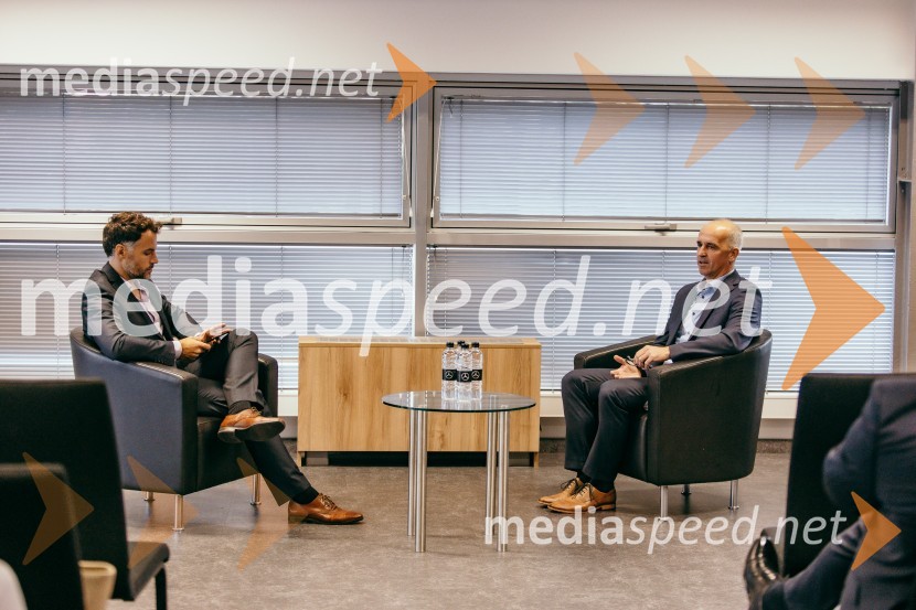 Otvoritev prenovljenega prodajnega salona Mercedes-Benz